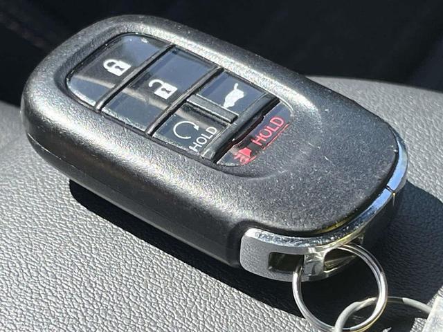 Photo of 2024 Crystal Black Pearl Honda HR-V