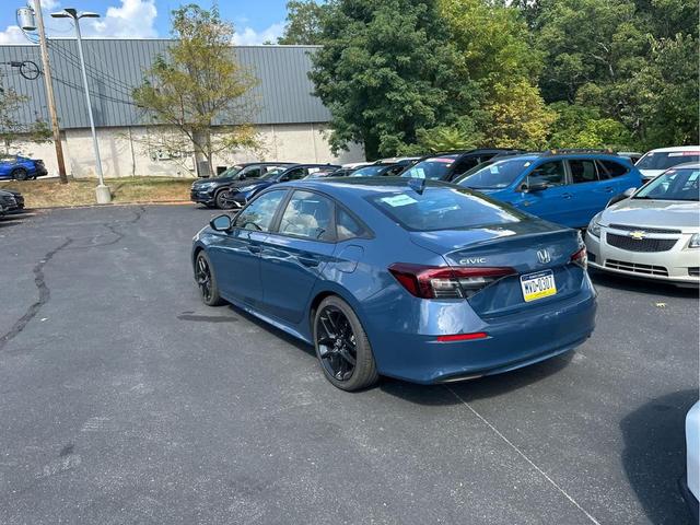 Photo of 2025 Blue Lagoon Pearl Honda Civic