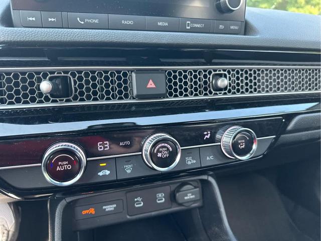 Photo of 2025 Blue Lagoon Pearl Honda Civic