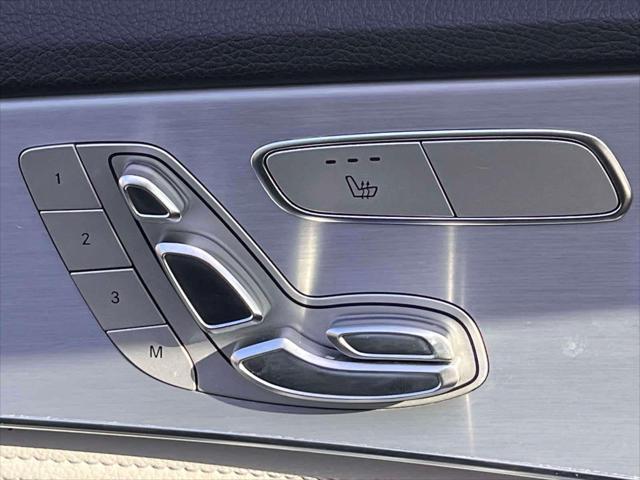 Photo of 2016 GRY/Grey Mercedes-Benz C-Class