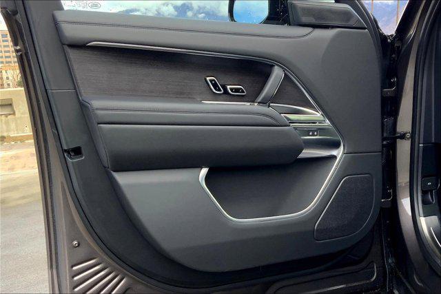 Photo of 2025 Charente Grey Land Rover Range Rover