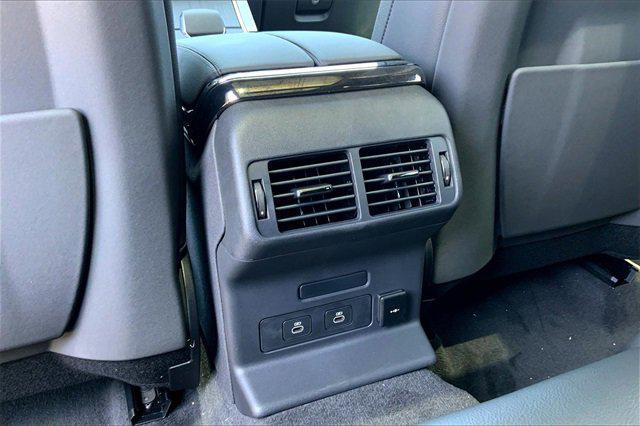 Photo of 2026 Fuji White Land Rover Range Rover Velar