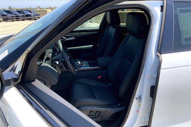 Photo of 2026 Fuji White Land Rover Range Rover Velar