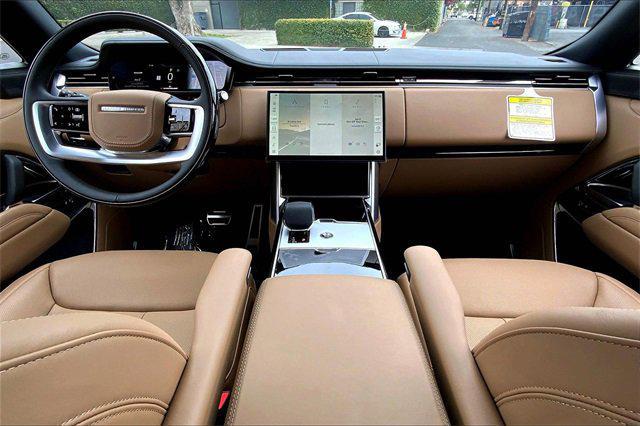 Photo of 2025  Land Rover Range Rover