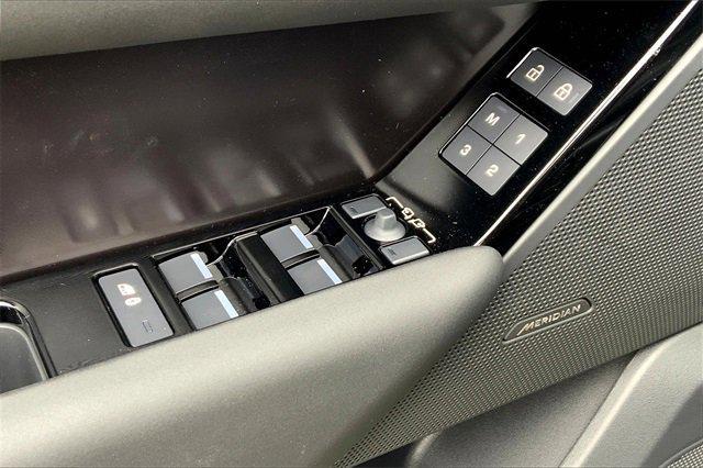 Photo of 2026 Santorini Black Metallic Land Rover Range Rover Velar