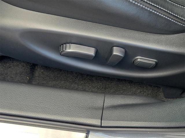 Photo of 2018 Gun Metallic Nissan Maxima