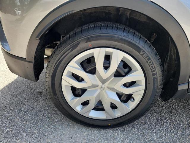 Photo of 2020 Silver Knockout Metallic Toyota C-HR
