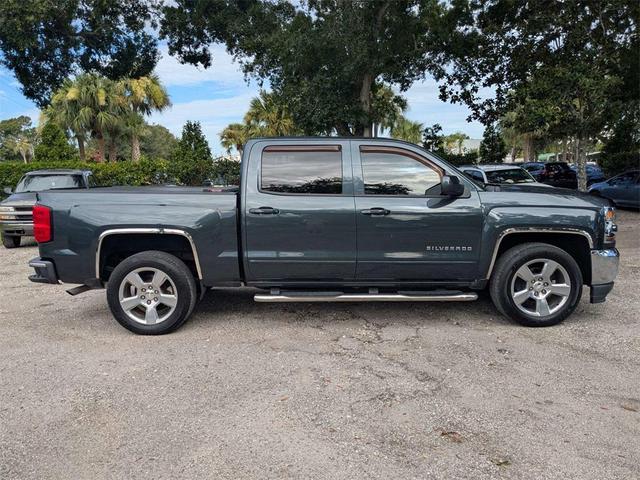 Photo of 2018 Graphite Metallic Chevrolet Silverado 1500