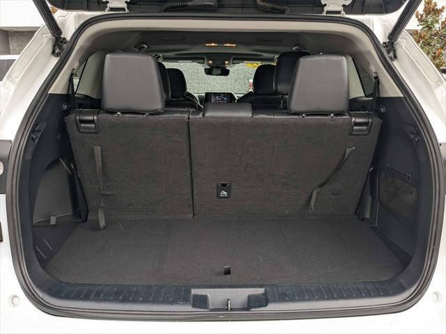 Photo of 2022 Pear Toyota Highlander