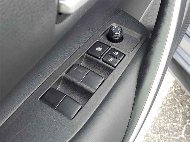 Photo of 2021 Celistite w/Black Sand Pearl Roof Toyota Corolla