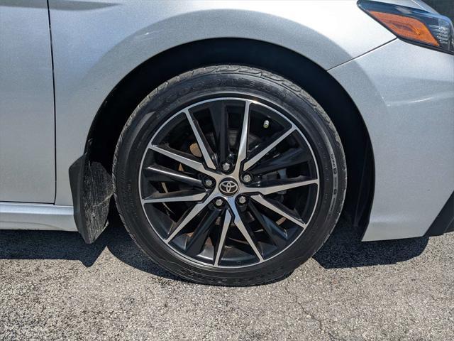 Photo of 2021 Celestial Silver Metallic Toyota Camry