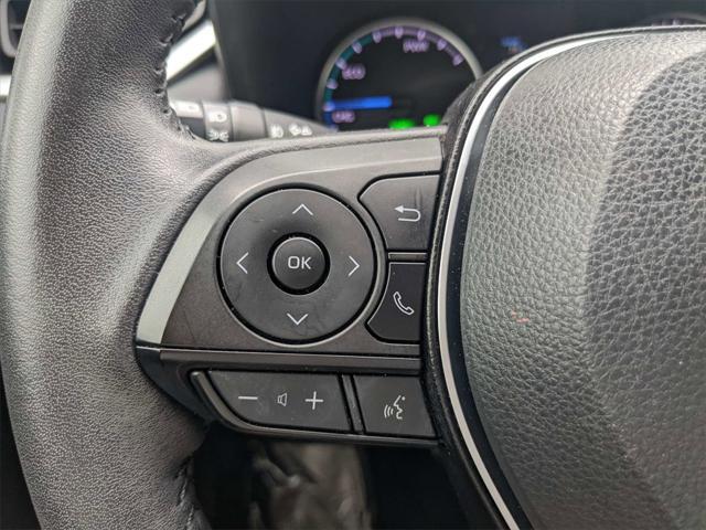 Photo of 2022 Blizzard Pearl Toyota RAV4 Hybrid