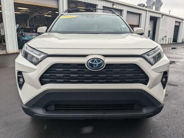 Photo of 2022 Blizzard Pearl Toyota RAV4 Hybrid