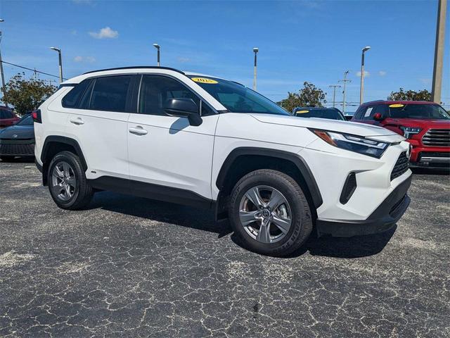 Photo of 2025 Ice Cap Toyota RAV4 Hybrid