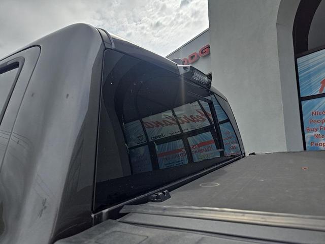 Photo of 2025 Granite Crystal Metallic Clearcoat RAM 1500