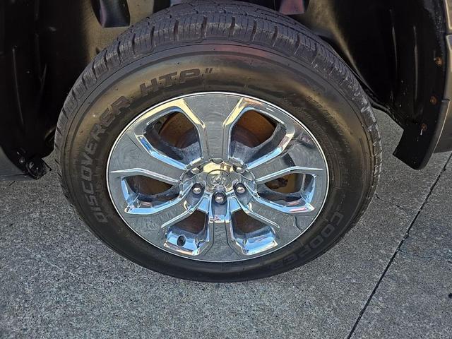 Photo of 2021 Granite Crystal Metallic Clearcoat RAM 1500