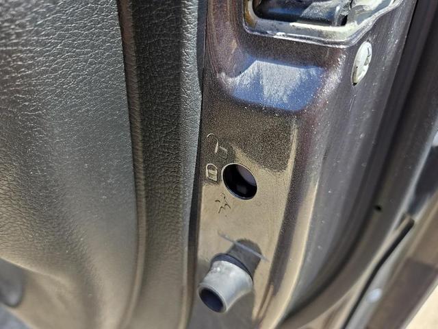 Photo of 2021 Granite Crystal Metallic Clearcoat RAM 1500