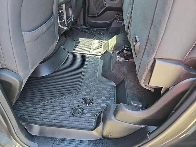 Photo of 2021 Granite Crystal Metallic Clearcoat RAM 1500