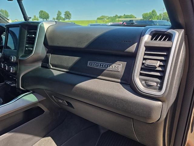 Photo of 2021 Granite Crystal Metallic Clearcoat RAM 1500