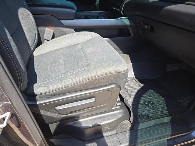 Photo of 2021 Granite Crystal Metallic Clearcoat RAM 1500