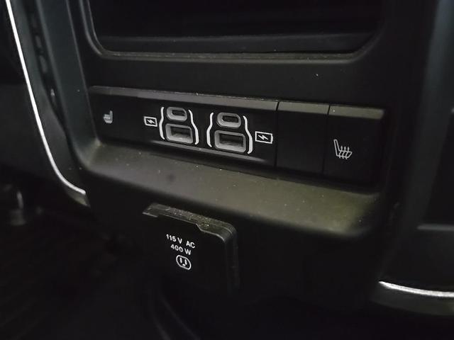 Photo of 2022 Billet Silver Metallic Clearcoat RAM 2500
