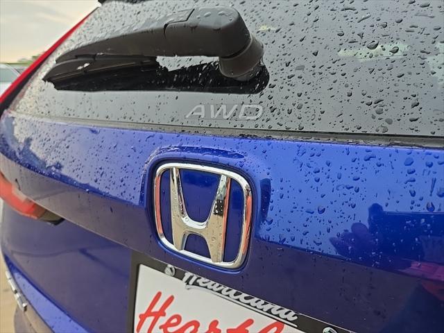 Photo of 2024 Blue Honda CR-V Hybrid