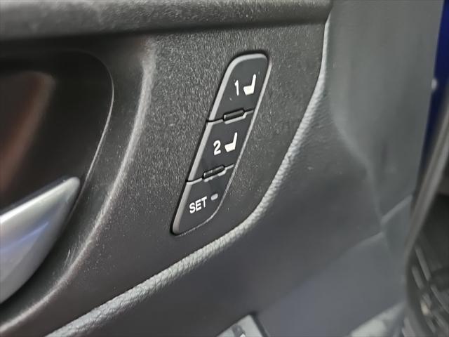 Photo of 2024 Blue Honda CR-V Hybrid