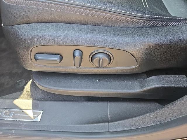 Photo of 2022 Ebony Twilight Metallic GMC Terrain