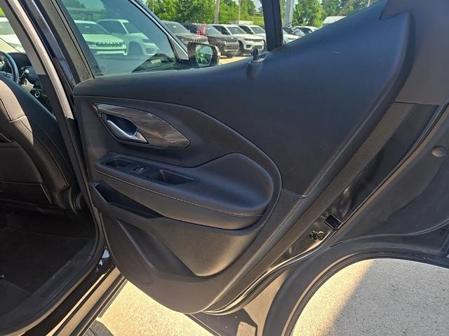 Photo of 2022 Ebony Twilight Metallic GMC Terrain