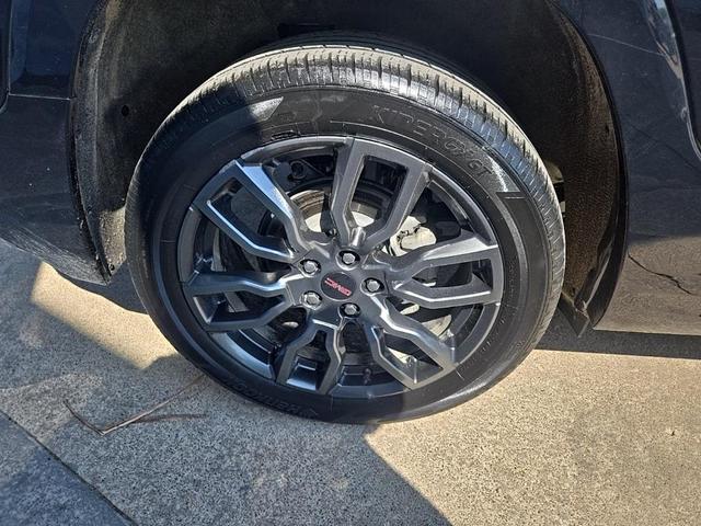 Photo of 2022 Ebony Twilight Metallic GMC Terrain