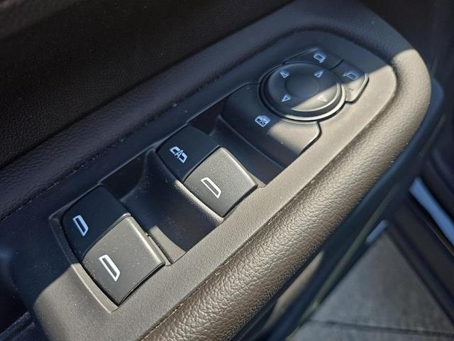 Photo of 2022 Ebony Twilight Metallic GMC Terrain