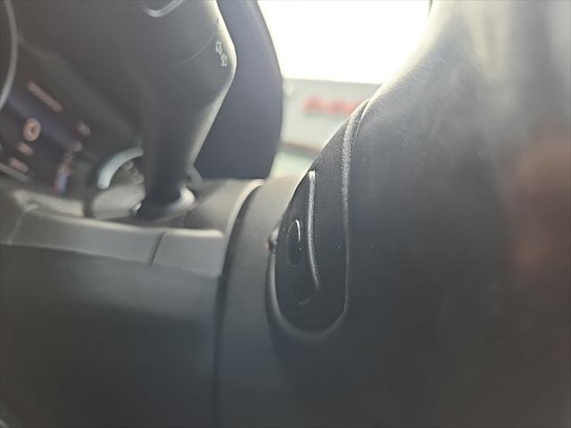 Photo of 2021 Diamond Black Crystal Pearlcoat Jeep Compass