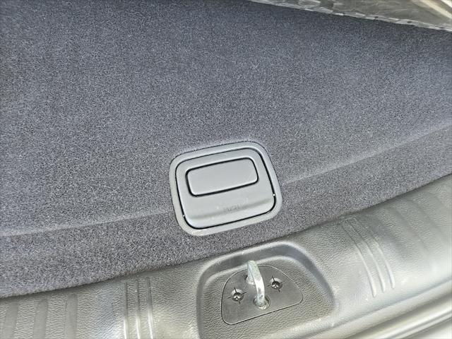 Photo of 2021 Diamond Black Crystal Pearlcoat Jeep Compass
