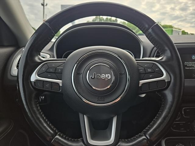 Photo of 2021 Diamond Black Crystal Pearlcoat Jeep Compass