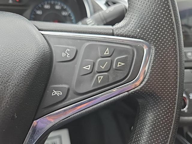 Photo of 2020 Summit White Chevrolet Malibu