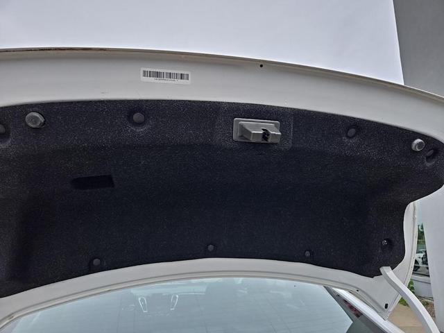 Photo of 2020 Summit White Chevrolet Malibu