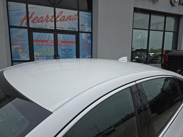 Photo of 2020 Summit White Chevrolet Malibu