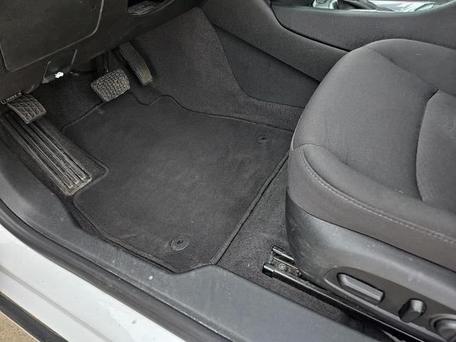Photo of 2020 Summit White Chevrolet Malibu