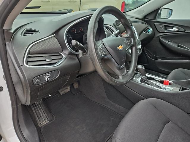 Photo of 2020 Summit White Chevrolet Malibu