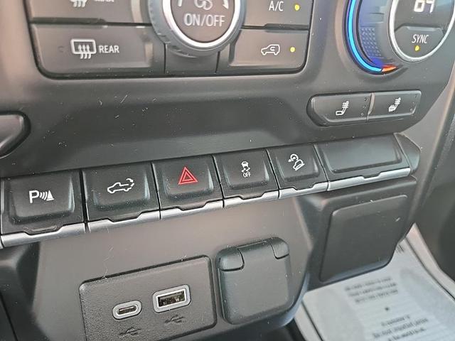 Photo of 2022 Summit White Chevrolet Silverado 2500
