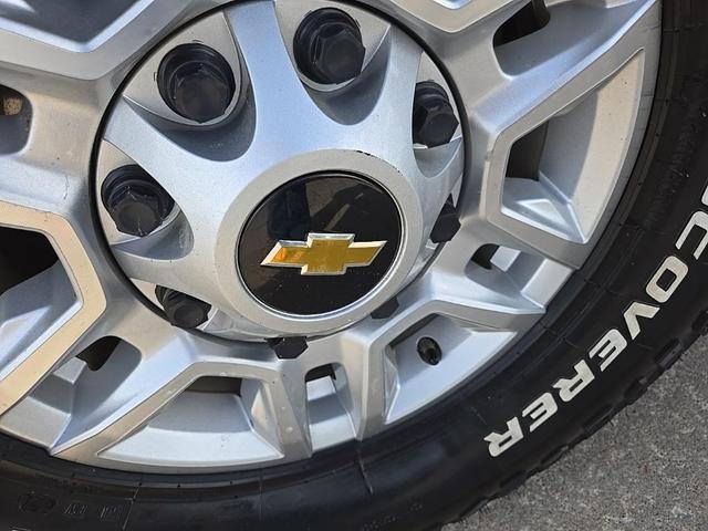 Photo of 2022 Summit White Chevrolet Silverado 2500