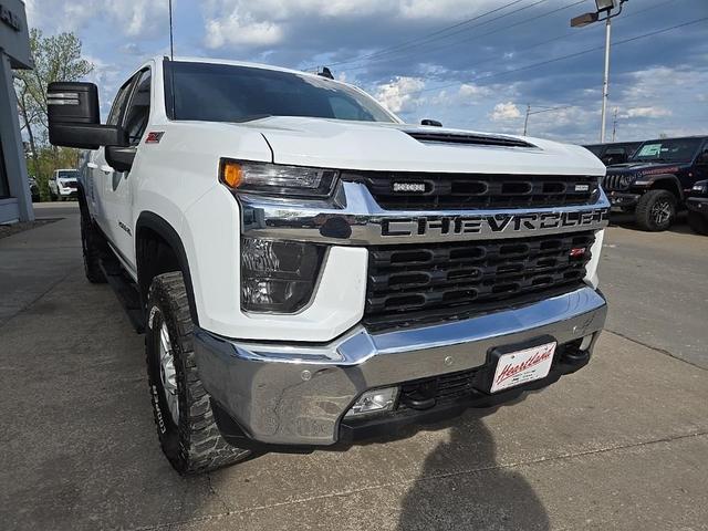 Photo of 2022 Summit White Chevrolet Silverado 2500