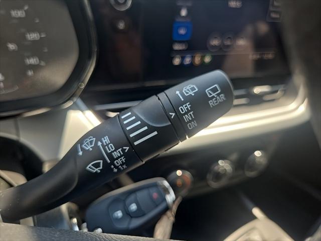 Photo of 2025 Sterling Gray Metallic Chevrolet Trax
