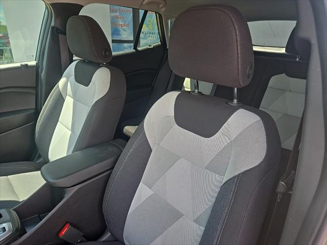 Photo of 2025 Sterling Gray Metallic Chevrolet Trax