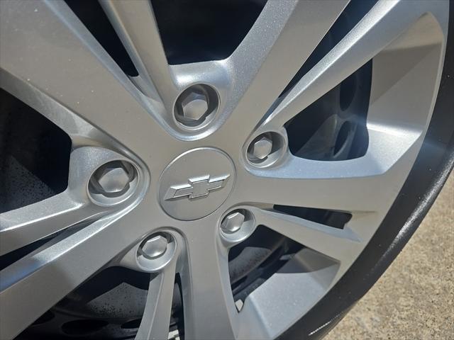 Photo of 2025 Sterling Gray Metallic Chevrolet Trax