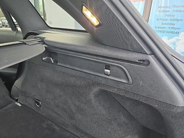 Photo of 2021 Black Mercedes-Benz GLC 300
