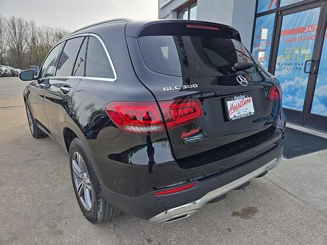 Photo of 2021 Black Mercedes-Benz GLC 300