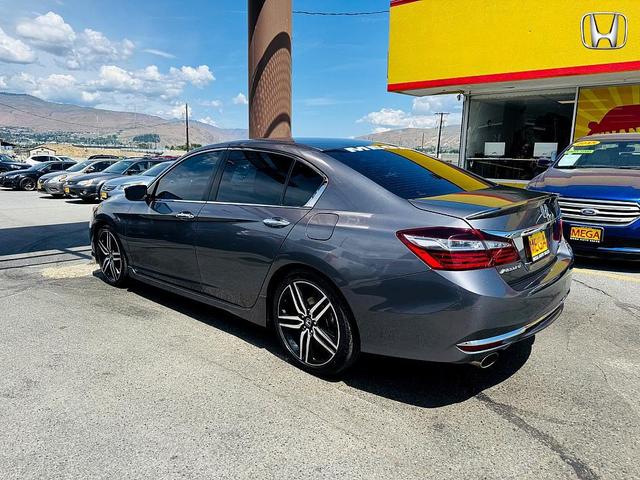 Photo of 2017 Modern Steel Metallic Honda Accord
