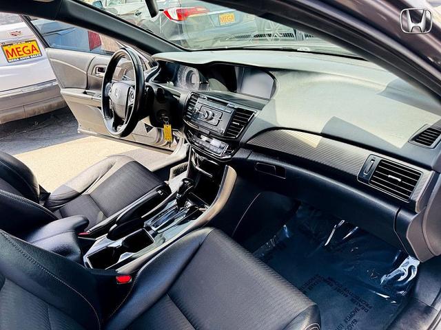 Photo of 2017 Modern Steel Metallic Honda Accord