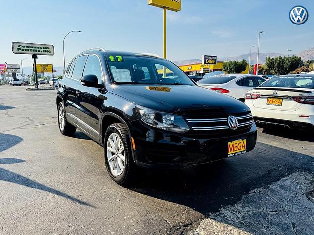 Photo of 2017 Deep Black Pearl Volkswagen Tiguan